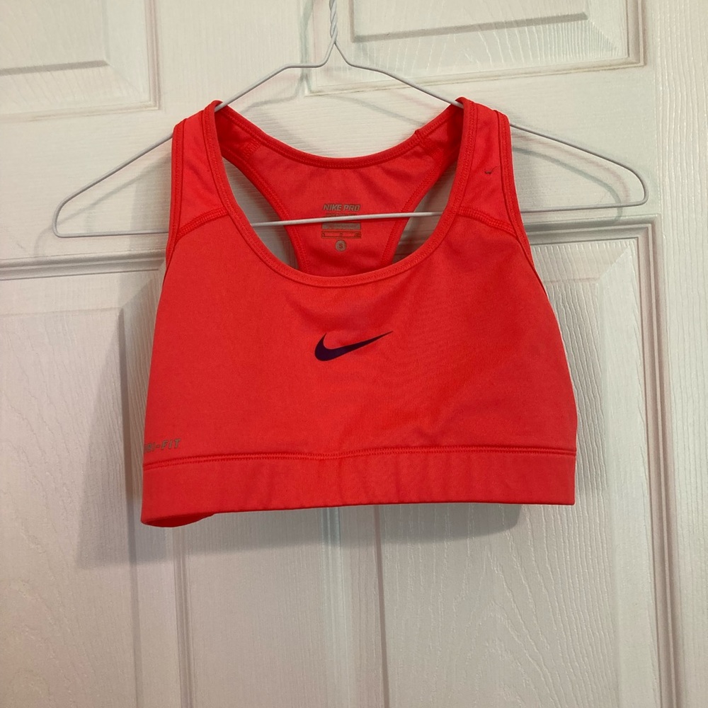 Nike sports bra